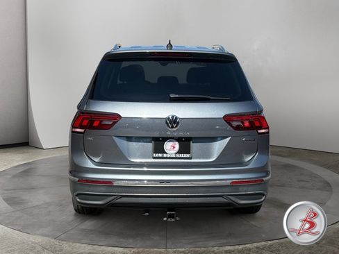 Used 2022 Volkswagen Tiguan SE AWD/4WD image 6