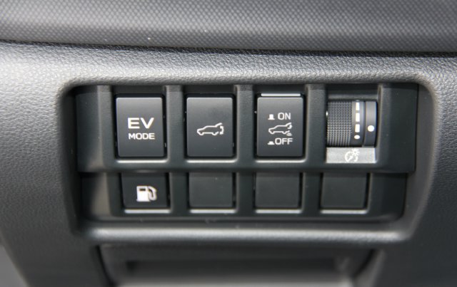 Used 2025 Subaru Forester Limited AWD/4WD image 31