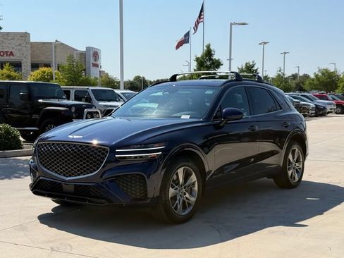 Used 2025 Genesis GV70 3.5T Sport AWD/4WD image 9