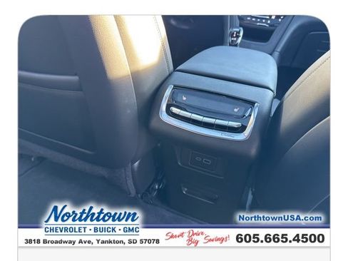 Used 2024 Cadillac XT6 Sport image 21