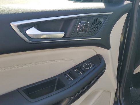 Certified 2024 Ford Edge Titanium image 20