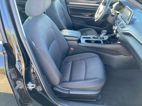 Used 2023 Nissan Altima 2.5 SV image 31