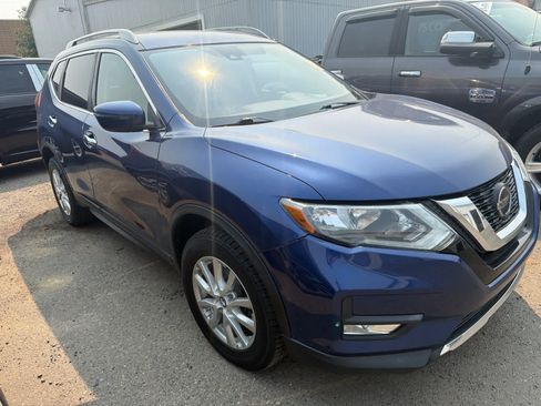 Used 2019 Nissan Rogue SV AWD/4WD image 8