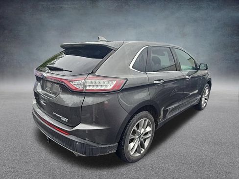 Used 2018 Ford Edge Titanium w/ Technology Package AWD/4WD image 7