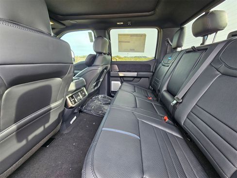New 2026 Ford F250 Platinum image 22