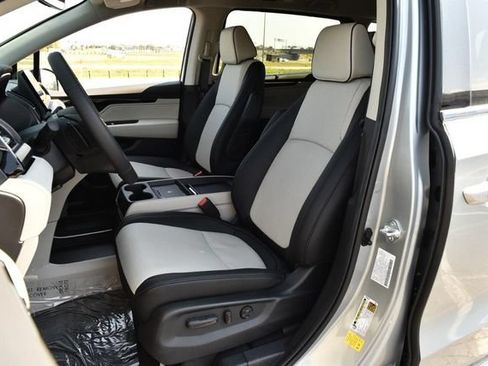 New 2026 Honda Odyssey Elite image 23