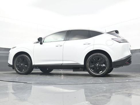 New 2025 Nissan Murano SV image 26