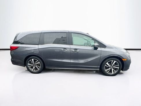 Certified 2024 Honda Odyssey Touring image 10