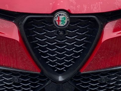 New 2024 Alfa Romeo Tonale Veloce w/ Active Assist Package image 11