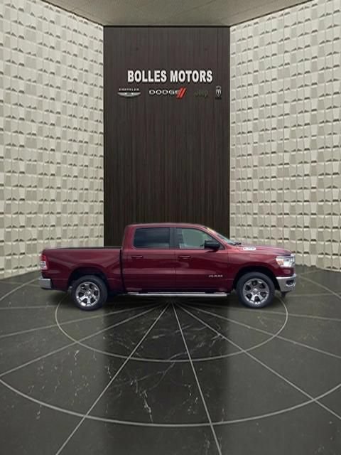 Used 2022 RAM 1500 Big Horn AWD/4WD image 3