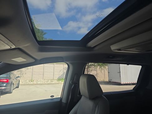 Used 2018 Honda Odyssey EX-L image 17