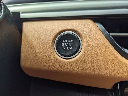 Certified 2026 Kia Seltos EX w/ EX Sunroof Package FWD image 27