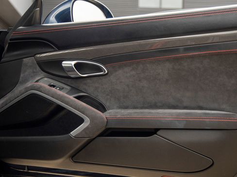 Certified 2015 Porsche 911 GT3 image 34