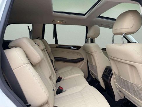 Used 2019 Mercedes-Benz GLS 450 4MATIC image 26