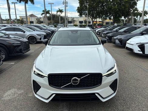 Used 2025 Volvo XC60 B5 Ultra w/ Protection Package Premier AWD/4WD image 2