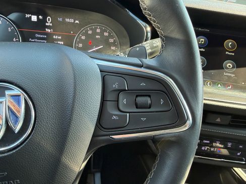 Used 2022 Buick Envision Essence w/ Technology Package II image 29