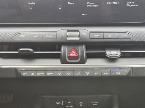 New 2025 Kia K4 LX image 14