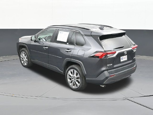 Used 2019 Toyota RAV4 Limited FWD image 57