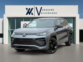 New 2026 Volkswagen Tiguan SE R-Line video 1