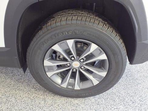 New 2026 Chevrolet Equinox LT image 7