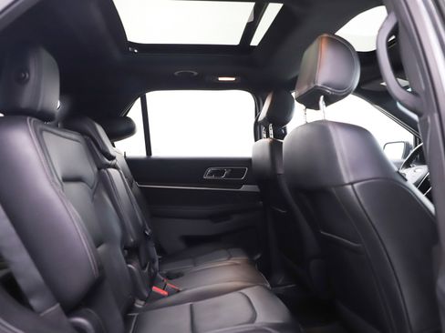 Used 2016 Ford Explorer Limited w/ Equipment Group 301A image 13