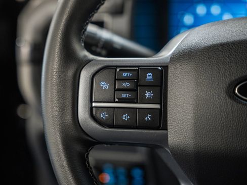 Certified 2025 Ford F150 Lariat w/ Equipment Group 502A High image 37