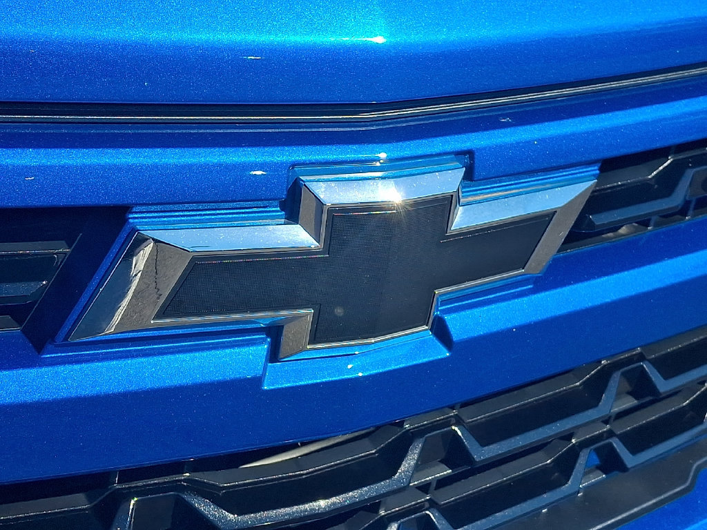 Used 2024 Chevrolet Silverado 1500 RST AWD/4WD image 32