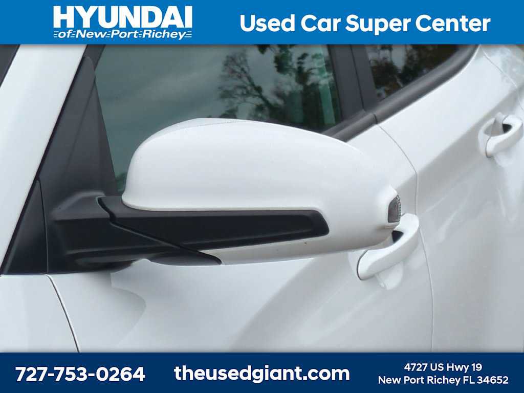 Certified 2023 Hyundai Kona Limited AWD/4WD image 11