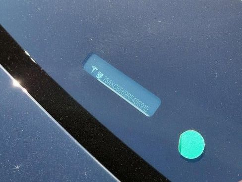 Used 2024 Tesla Model X Plaid image 10