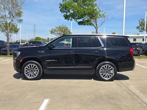 Used 2023 GMC Yukon Denali Ultimate AWD/4WD image 8