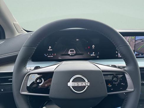 New 2025 Nissan Murano SL image 9