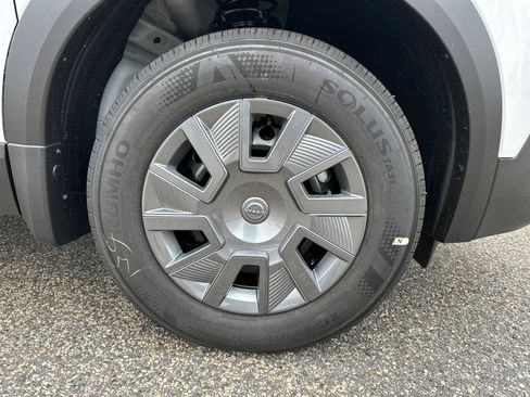 New 2026 Nissan Kicks S w/ Charging Package image 12