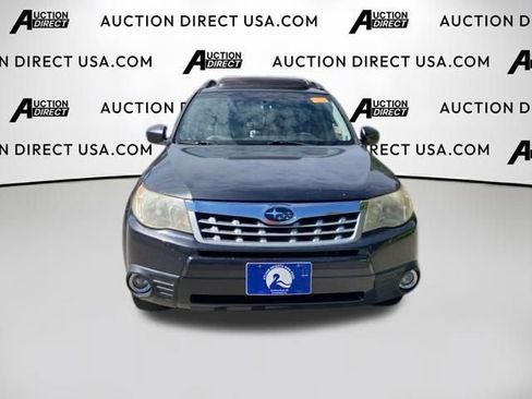 Used 2013 Subaru Forester 2.5X Limited AWD/4WD image 2