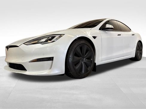 Used 2021 Tesla Model S Plaid image 10