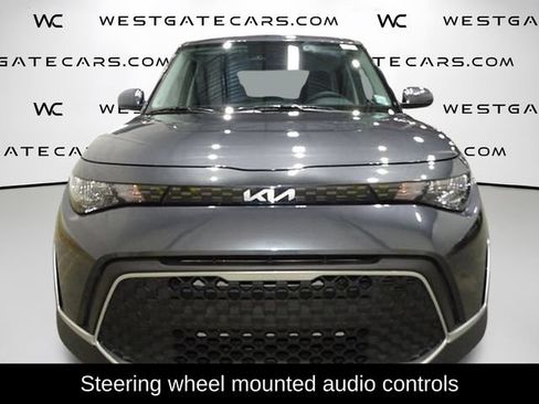 Used 2023 Kia Soul LX w/ Option Group 015 FWD image 4