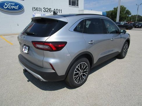 New 2024 Ford Escape SE w/ PHEV Premium Package image 8