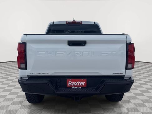 Used 2024 Chevrolet Colorado ZR2 w/ ZR2 Convenience Package III AWD/4WD image 9