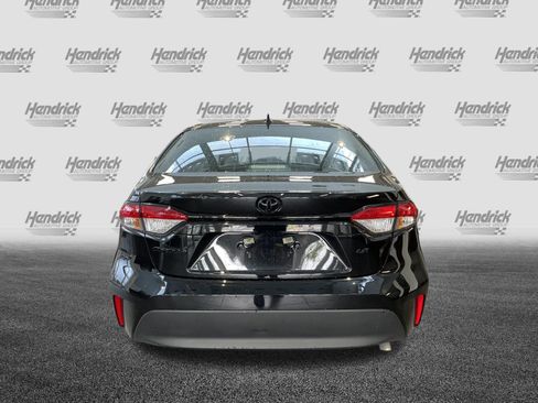 Used 2025 Toyota Corolla LE FWD image 9