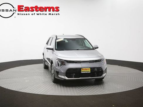 Used 2024 Kia Niro Wind w/ Wind Preserve Package FWD image 47