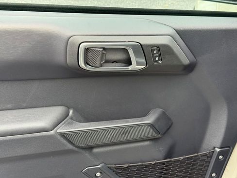 New 2025 Ford Bronco Outer Banks image 11