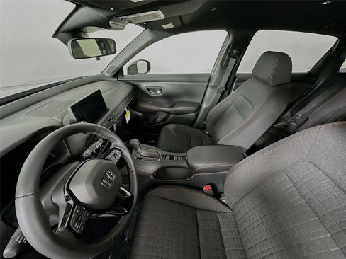 New 2026 Honda HR-V Sport image 5