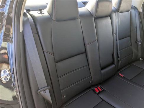 Used 2022 Nissan Sentra SR w/ SR Premium Package image 17