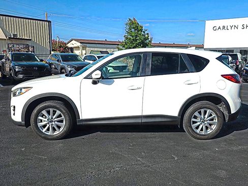Used 2016 MAZDA CX-5 Touring FWD image 4