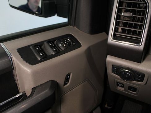 Used 2018 Ford F150 XLT w/ Equipment Group 302A Luxury image 22