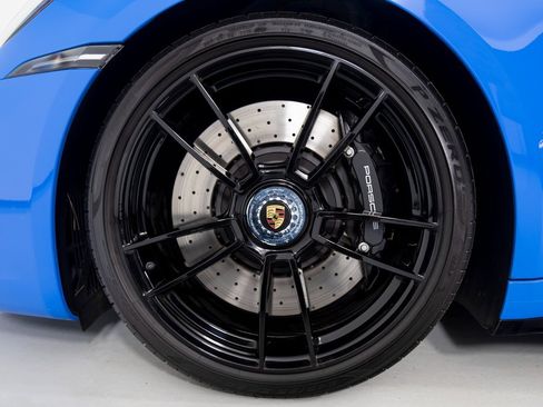 Certified 2024 Porsche 911 Carrera GTS image 12