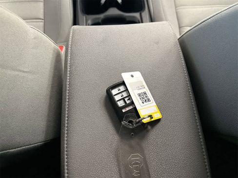 Used 2018 Honda CR-V EX image 36