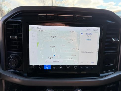 Used 2024 Ford F150 XLT w/ Tow/Haul Package image 17