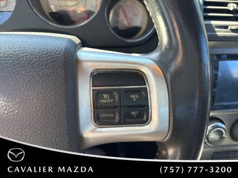 Used 2013 Dodge Challenger R/T RWD image 14