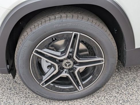 Certified 2026 Mercedes-Benz GLB 250 4MATIC image 9