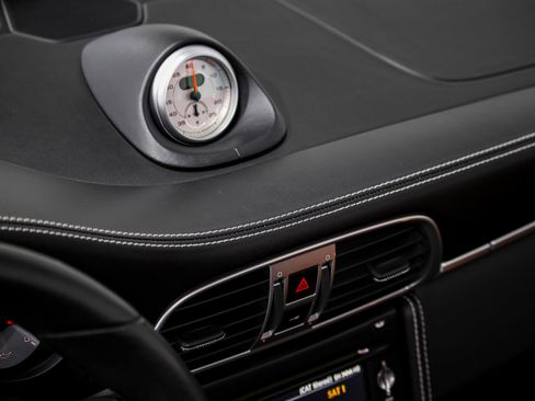 Used 2011 Porsche 911 Turbo image 13